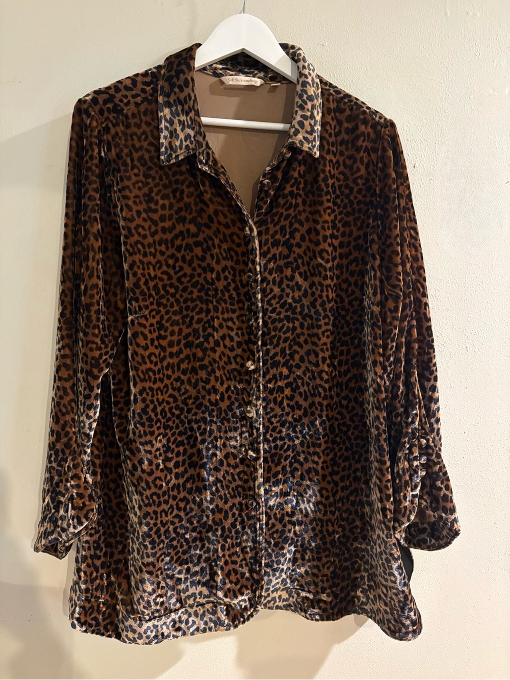 Soft Surroundings Icon Silk
Velvet Poets Leopard Cheetah Tunic Shirt Blouse - Picture 7 of 13